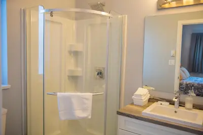 Gallery image of Downtown Whitehorse Deluxe 2 Bedroom Condo in Whitehorse