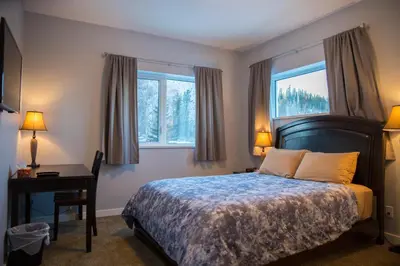 Gallery image of Downtown Whitehorse 4 bedrooms deluxe condo in Whitehorse