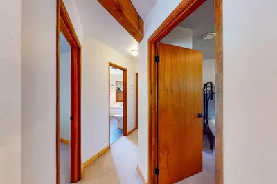Gallery image of The Big Space on Chase in Christina Lake