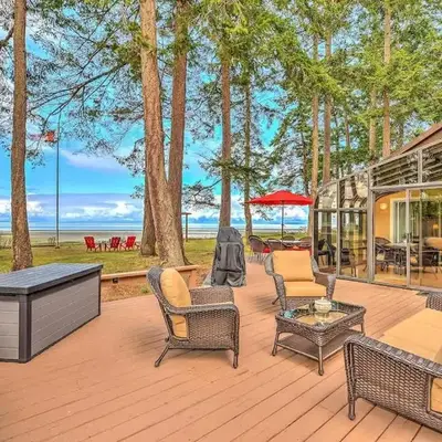 Kye Bay Beach House by EMR Vacation Rentals