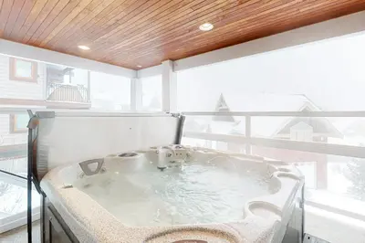Gallery image of Yankee Sno-Home in Big White