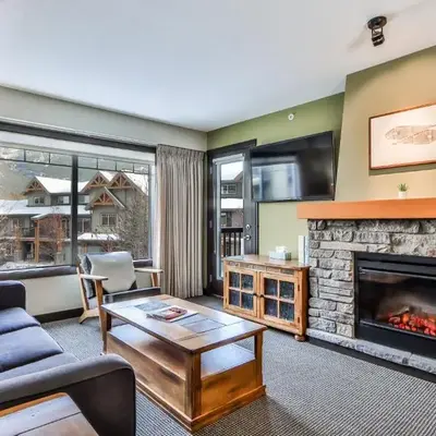SCENIC 1 Bedroom plus Den