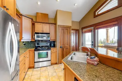 Gallery image of Spyglass 4C in Big White