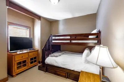 Gallery image of Spyglass 4C in Big White