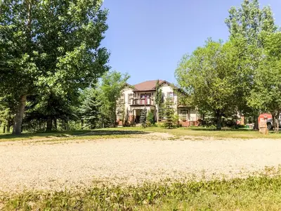 Gallery image of Wolf Creek Bed and Breakfast in Ponoka