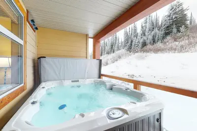 Gallery image of Aspens 4406 in Big White