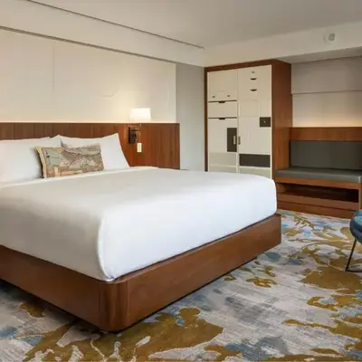 Metropolitan Hotel Vancouver