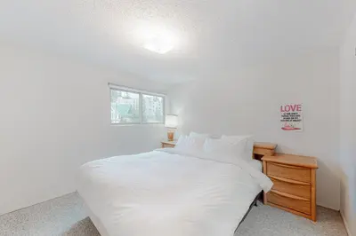 Gallery image of Powder Family - Ptarmigan Inn #302 in Big White