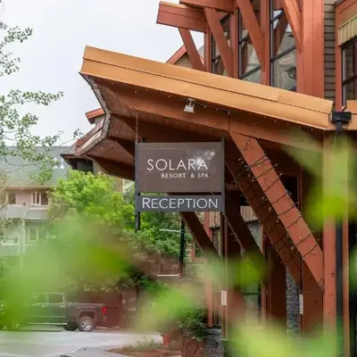 Solara Suite with Indoor Pool - Hot tub -Parking - GYM