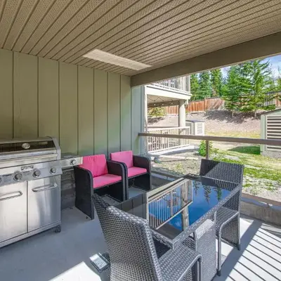 Romantic Studio with Kitchen & AC & BBQ & a Huge Balcony 164