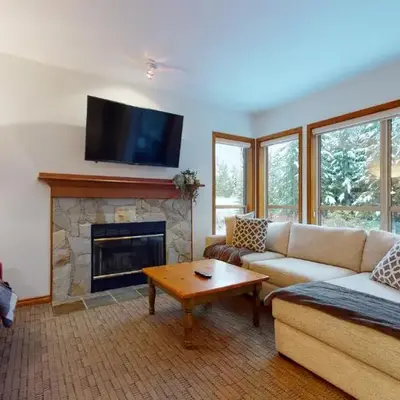 2BR in Painted Cliff