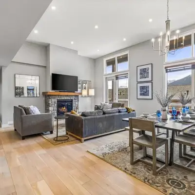 BRAND NEW - Gorgeous Spring Creek Penthouse