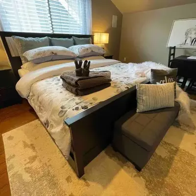 Cozy loft in Upper Gibsons
