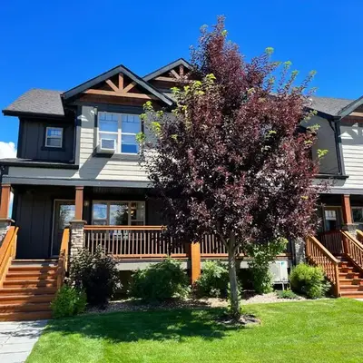 Perfect base Invermere 3bd townhouse mt views with garage
