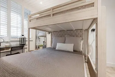 Gallery image of Designer Cozy Ski in and out in Whistler