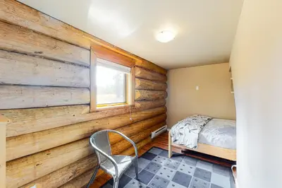 Gallery image of Lac Le Jeune #30 in Logan Lake