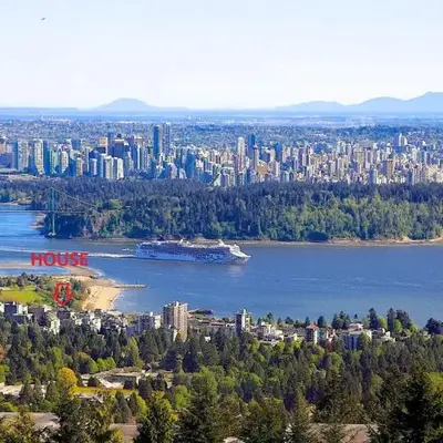Great West Vancouver house with hot tub
