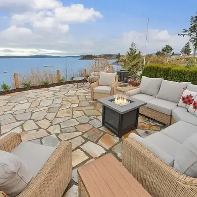 The Beach House Suite by EMR Vacation Rentals
