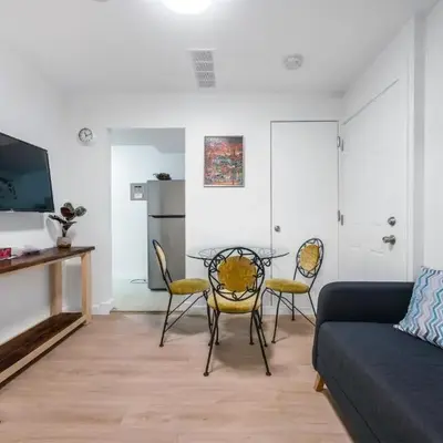 Luxury Delta 2BD Suit on ground floor